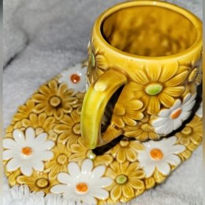 Mid-Century Fred Robert's Raised Daisy Oval Plate & Cup Made in Japan